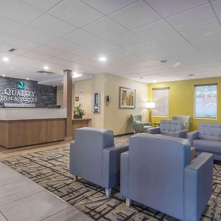 Quality Inn & Suites Downtown Windsor Ngoại thất bức ảnh