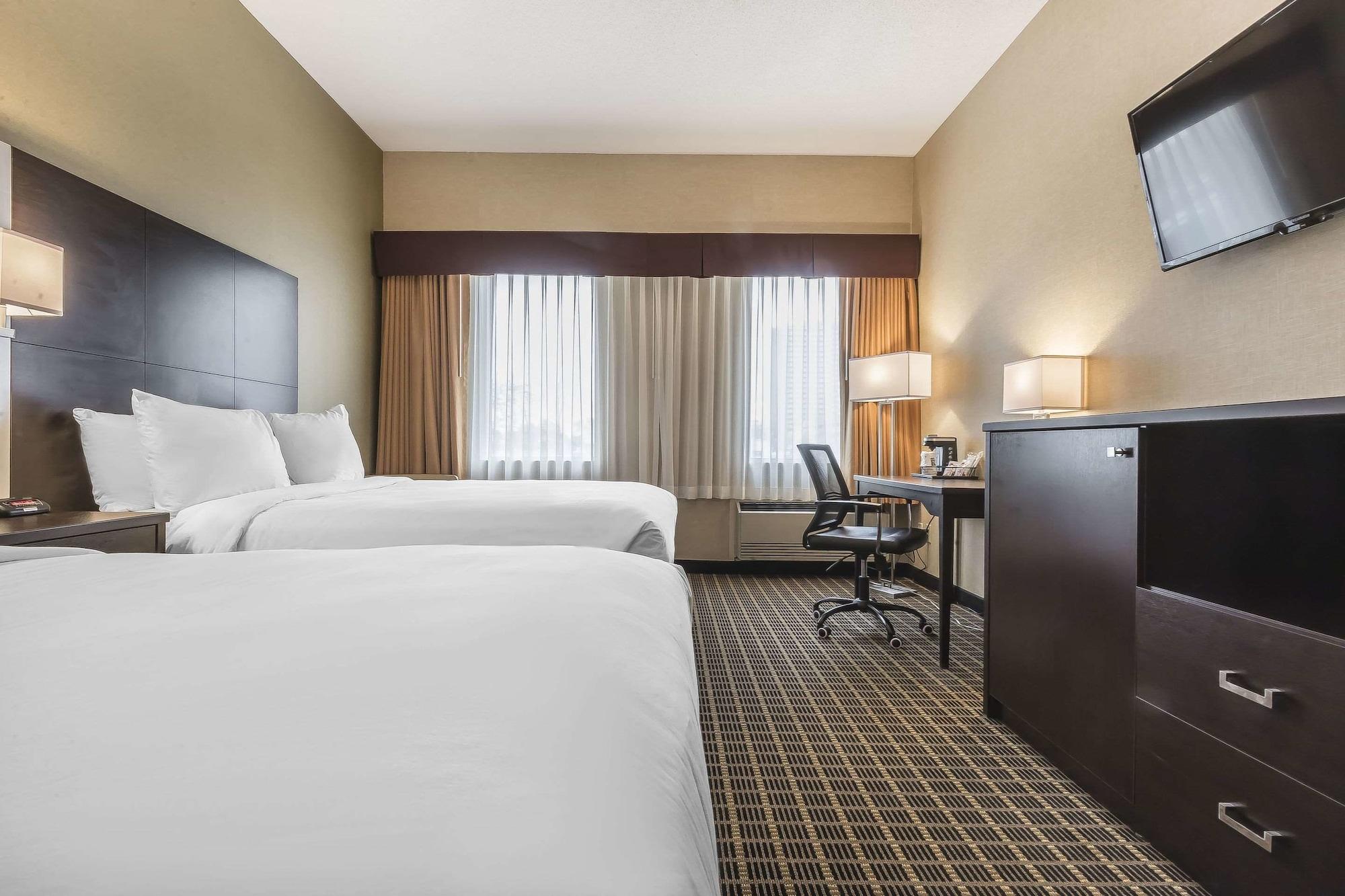 Quality Inn & Suites Downtown Windsor Ngoại thất bức ảnh