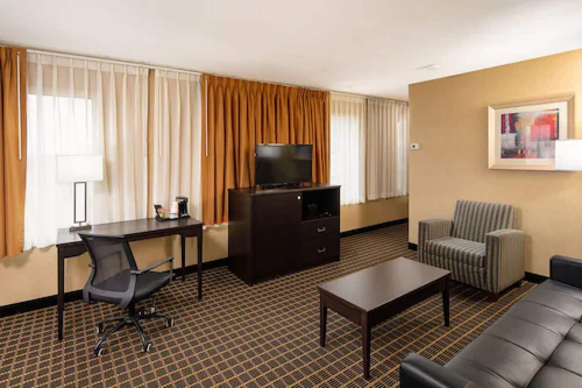 Quality Inn & Suites Downtown Windsor Ngoại thất bức ảnh