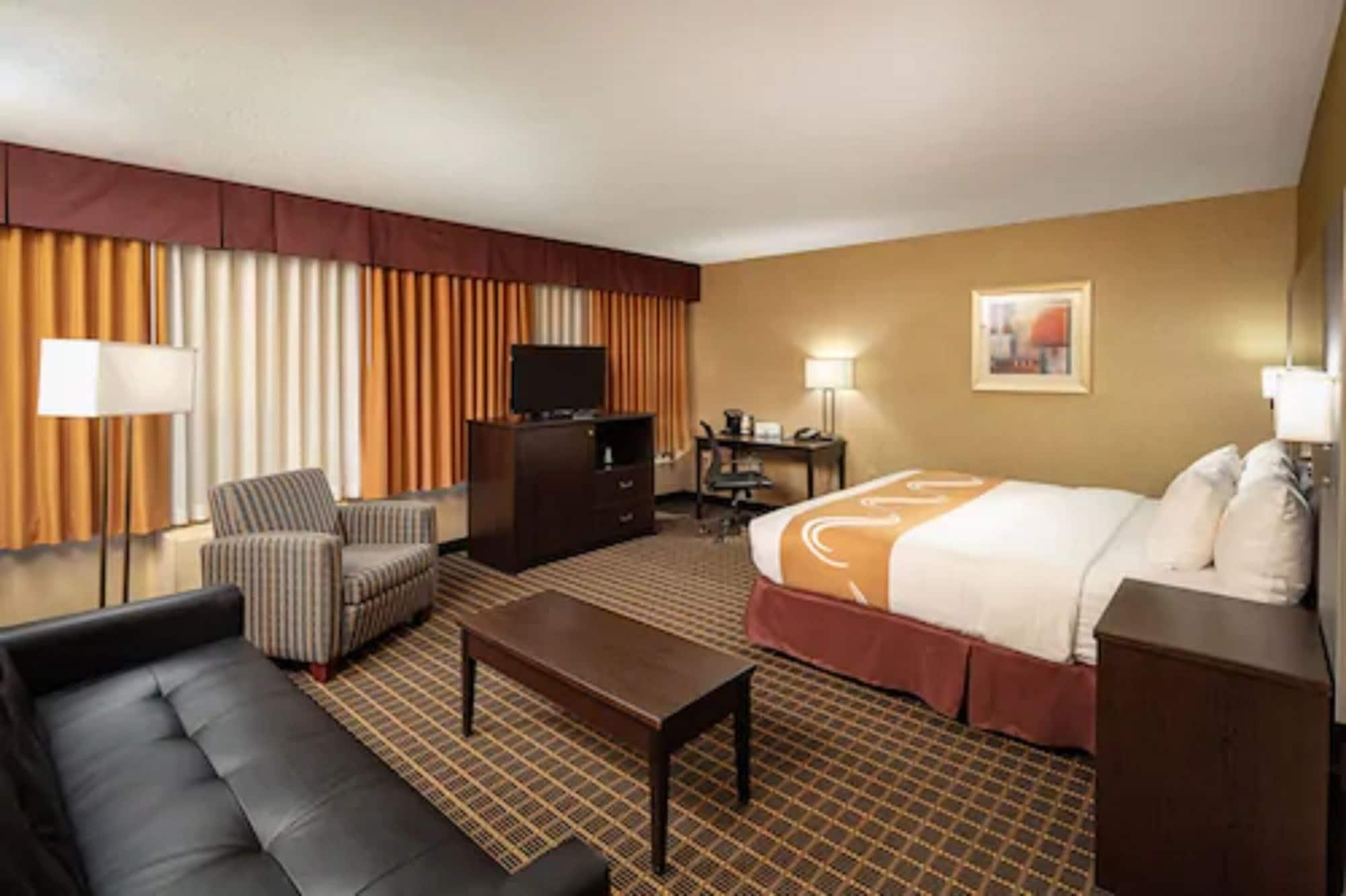 Quality Inn & Suites Downtown Windsor Ngoại thất bức ảnh