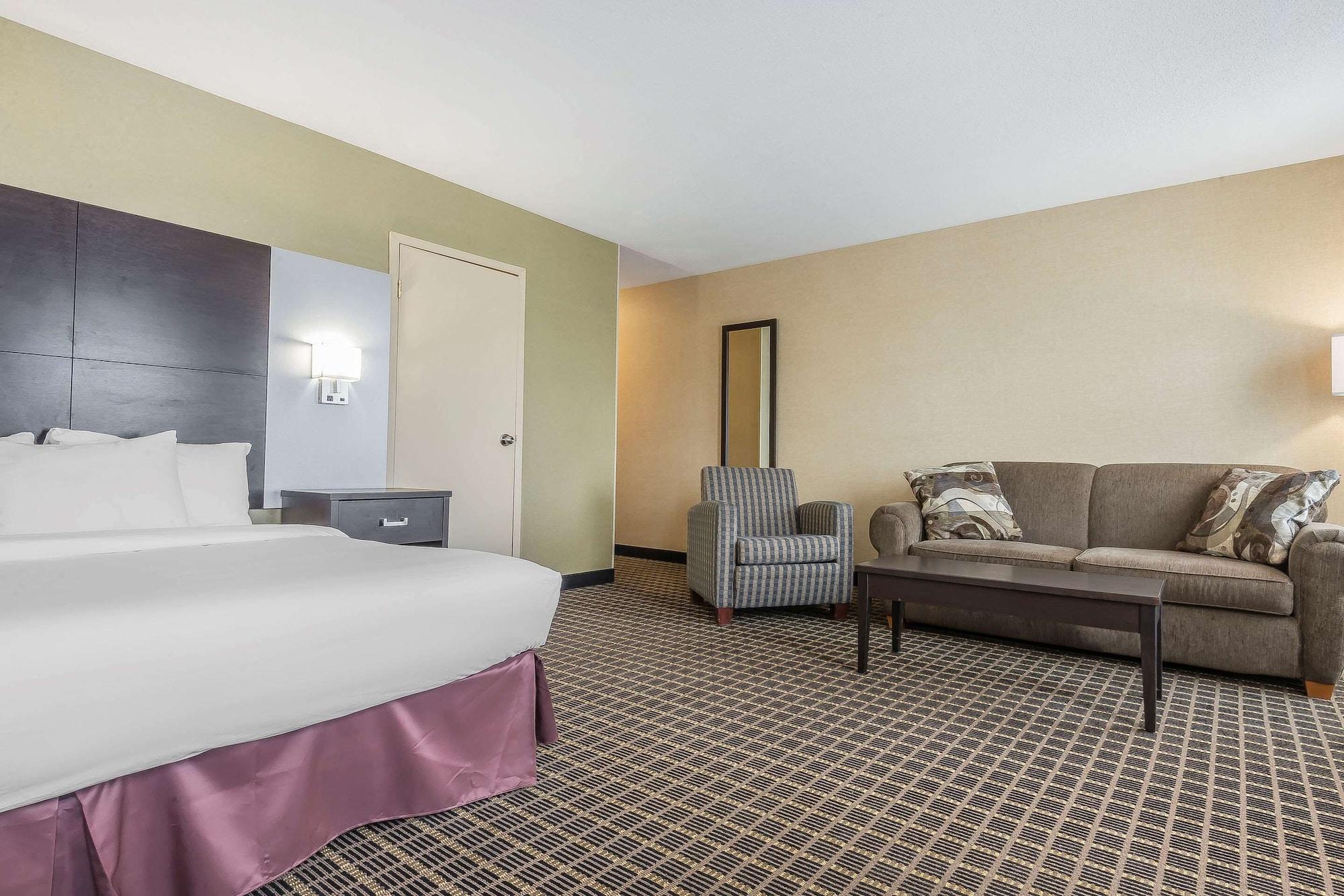 Quality Inn & Suites Downtown Windsor Ngoại thất bức ảnh