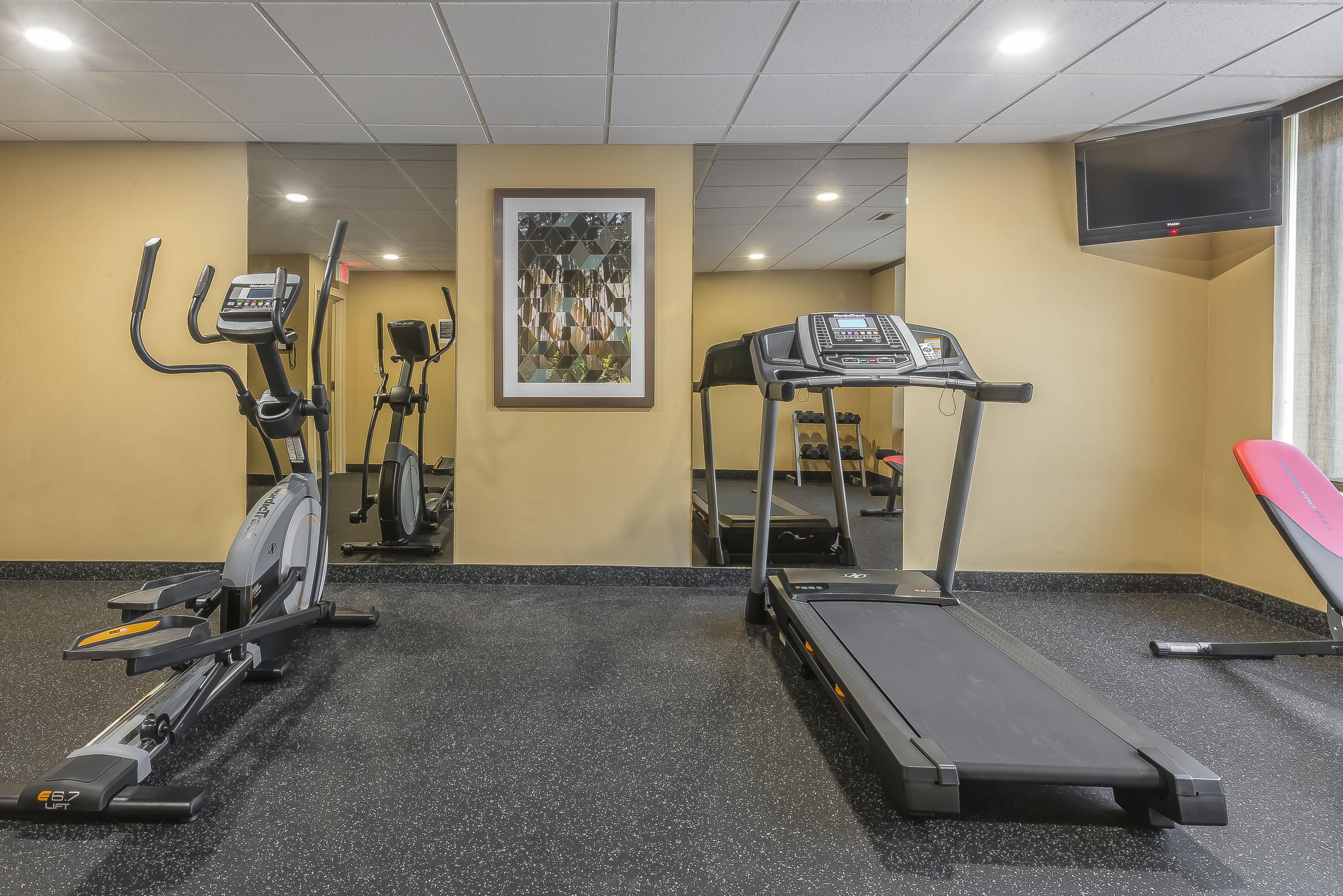 Quality Inn & Suites Downtown Windsor Ngoại thất bức ảnh