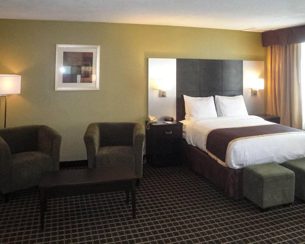 Quality Inn & Suites Downtown Windsor Ngoại thất bức ảnh